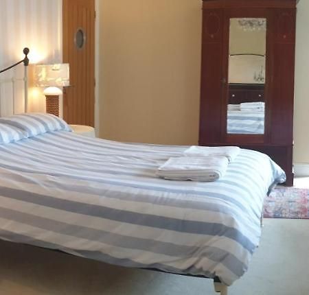 Polmarine Apartment Polruan Bagian luar foto